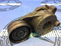 Ролик натяжной Mercedes E-Class, C-Class, CLK-Class, CLS-Class, G-Class, GL-Class, GLK-Class, ML-Class, S-Class, R-Class в Санкт-Петербурге Ролик натяжной Mercedes E-Class, C-Class, CLK-Class, CLS-Class, G-Class, GL-Class, GLK-Class, ML-Class, S-Class, R-Class