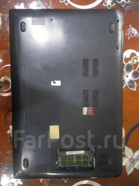 Samsung ATIV Book 8 880Z5E. 15", 2,4����, ��� 16 ��, ���� 930���, WiFi: 1, Bluetooth: 1, ����������� �� 8��. ����
