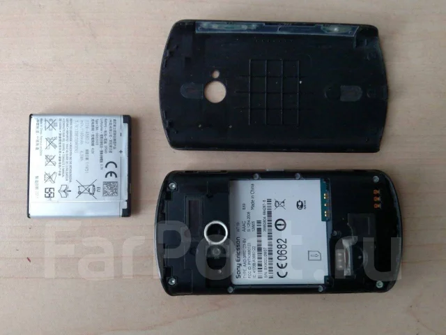 Sony Ericsson Live with Walkman. �/�, ������, 3G ����