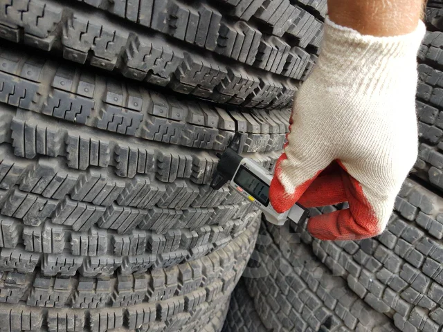 Yokohama SY107. ������, ��� �����, 2004 ���, �/�, ����� 5 % ����
