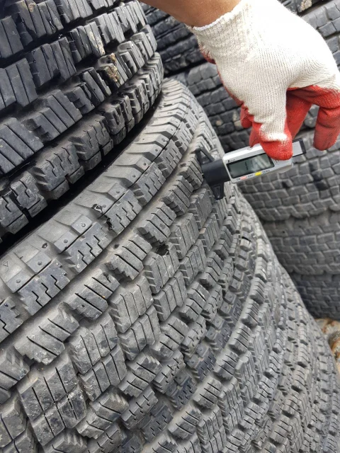 Yokohama SY107. ������, ��� �����, 2004 ���, �/�, ����� 5 % ����