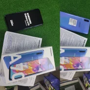 Samsung Galaxy A70. �����, �����, 3G, 4G LTE, Dual-SIM, ����������, NFC ����