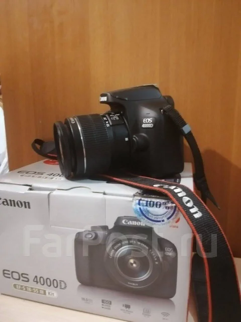 Canon EOS 4000D Kit ����