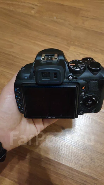 Fujifilm FinePix HS20EXR. 15 - 19.9 ��, ���: 14� � ����� ����