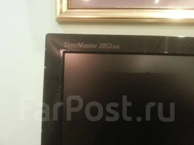 Samsung. 19", ���������� �� (LCD, LED, QLED) ����