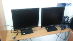 Acer. 17" ����