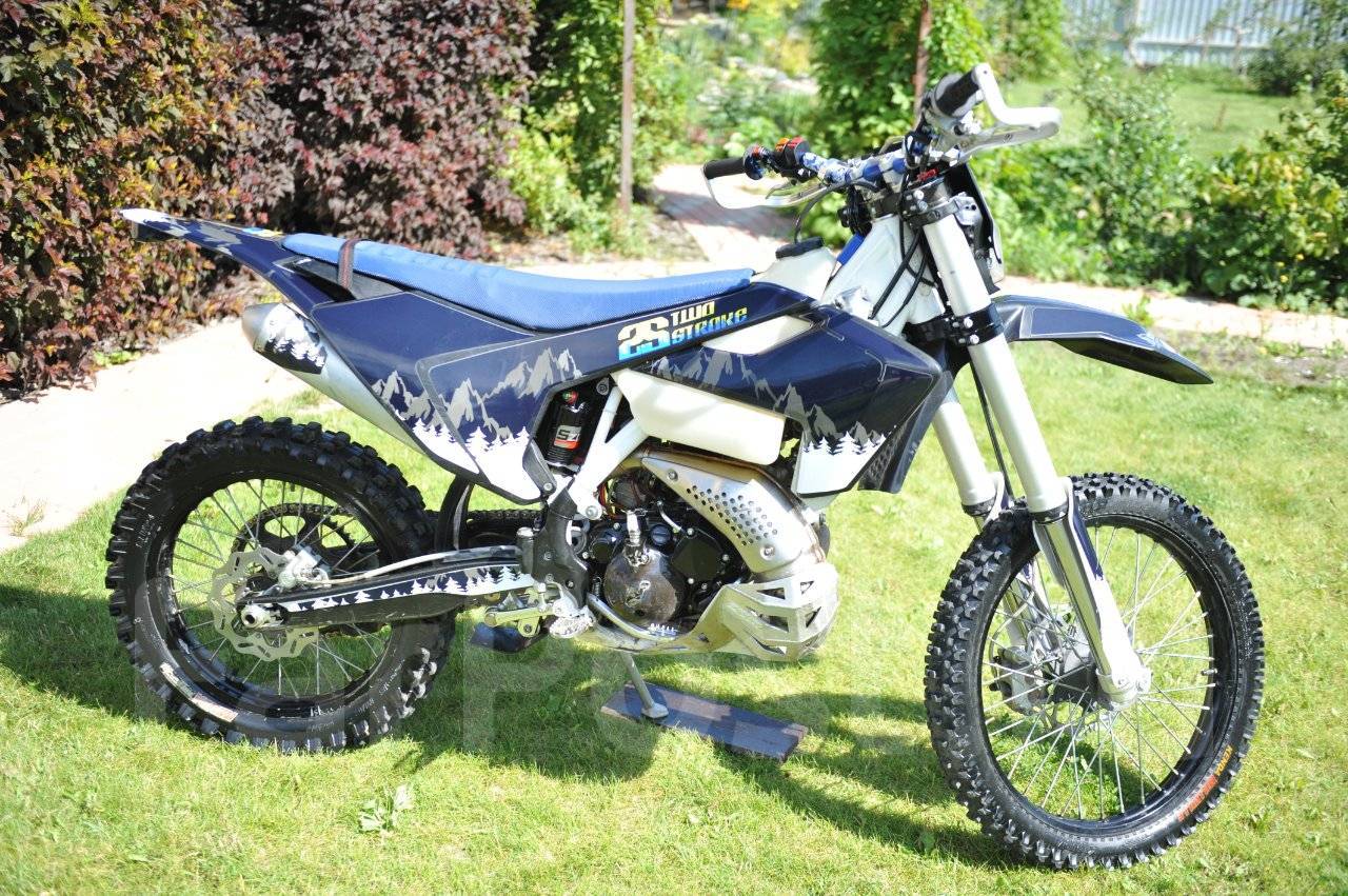 Gr2 enduro. Эндуро мотоциклы gr7 2t. Кроссовый мотоцикл gr7 250 кубов. Gr7 250 2t. Beta250 Enduro 2 t.