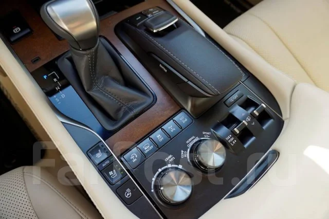 Lexus LX570. �������, 4wd, 5.7 (383��.�.), ������, 14 885����. ��, �/�. ��� ����� �� ������������ ����