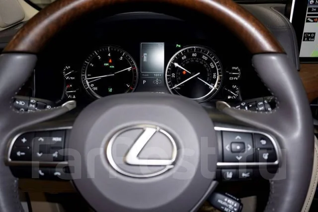 Lexus LX570. �������, 4wd, 5.7 (383��.�.), ������, 14 885����. ��, �/�. ��� ����� �� ������������ ����