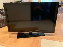 Samsung LE40C530. LCD (��) ����