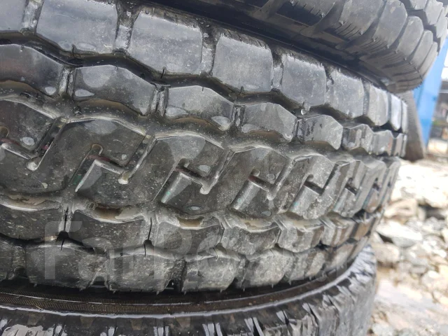 Bridgestone M810. ������, 2001 ���, �/�, ����� 10 % ����