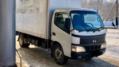 Hino Dutro ����