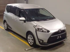 Toyota Sienta ����