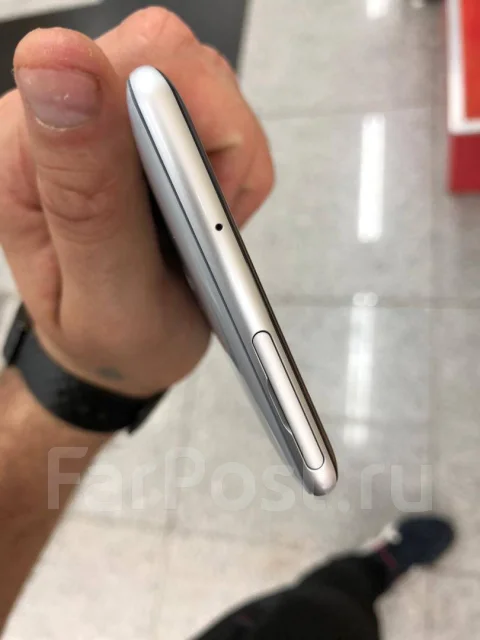 Sony Xperia XZ3. �/�, ����� ����