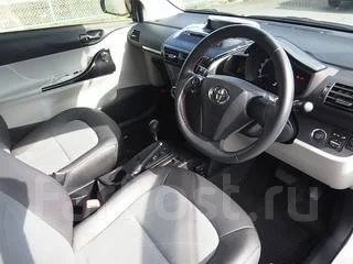 Toyota iQ. ��������, ��������, 1.3 (122��.�.), ������, 27 000����. ��, �/�. ��� ����� �� ������������ ����
