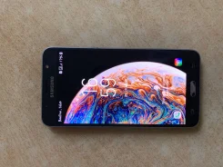 Samsung Galaxy J7. �/�, 32 ��, ������, 3G, 4G LTE, Dual-SIM, NFC ����