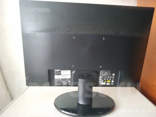 Lenovo. 19.5" ����