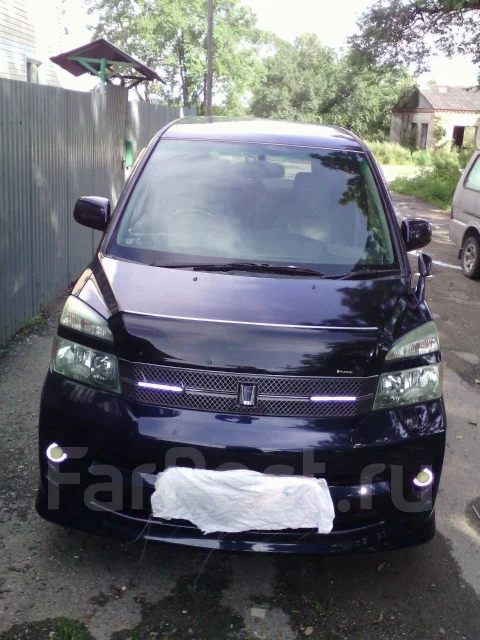 Toyota Voxy. ��������, ��������, 2.0 (155��.�.), ������, 197 000����. �� ����