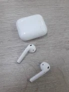Apple AirPods ����