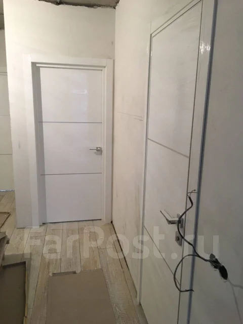 Установка межкомнатных дверей, дверей скрытого монтажа (инвизибл) во ...