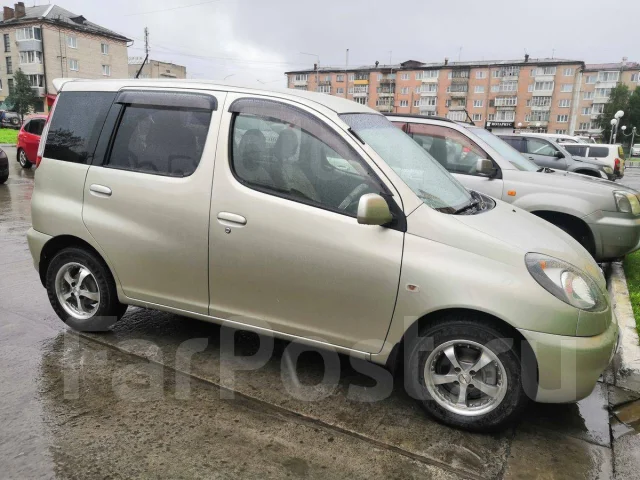Toyota Funcargo. �������, 4wd, 1.5 (110��.�.), ������, 165 000����. �� ����