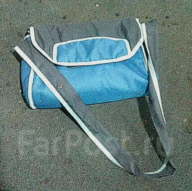 Compaq Presario. 15.6", 1,8����, ��� 2048 ��, ���� 250���, WiFi: 1, ����������� �� 1��. ����