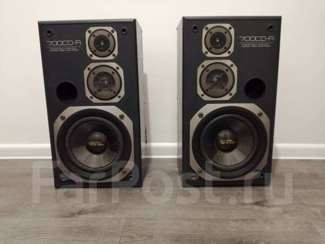 Колонки 700 cd r, б/у, под заказ. Цена: 30 000₽ во Владивостоке