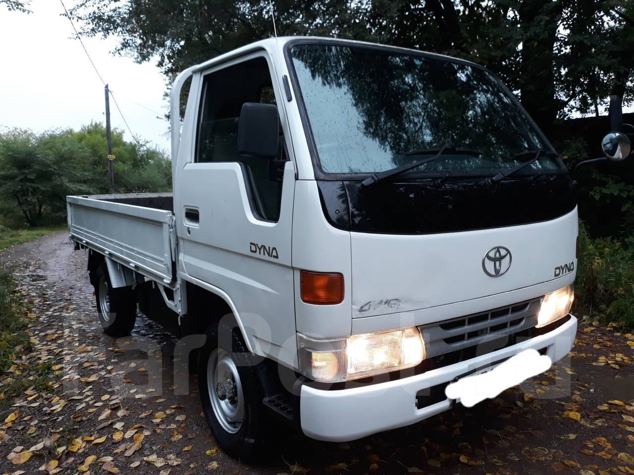 Купить микрогрузовик в хабаровске. Toyota Dyna 4x4. Грузовой бортовой Toyota Dyna. Тойота Дюна грузовик 4x4. Toyota Dyna 200 спереди.