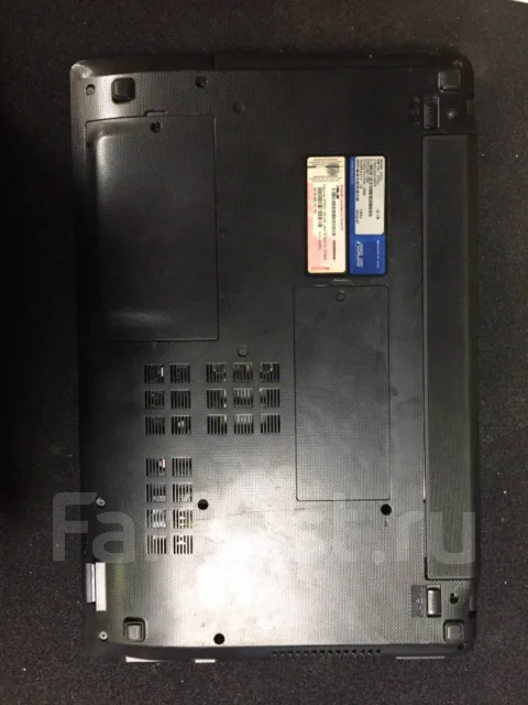 Asus K53U. 15.6", 1,7����, ��� 4 ��, ���� 500���, WiFi: 1, Bluetooth: 1 ����