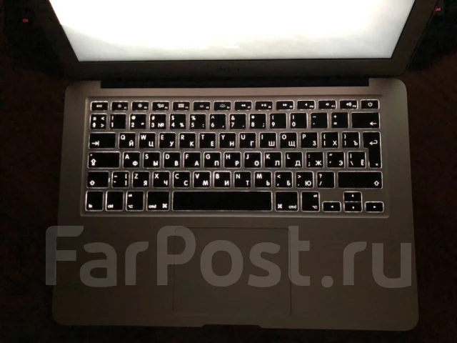 Apple MacBook Air 13 2017 Mid MQD32. 13", 2,9����, ��� 8 ��, ���� 128���, WiFi: 1, Bluetooth: 1, ����������� �� 12��. ����