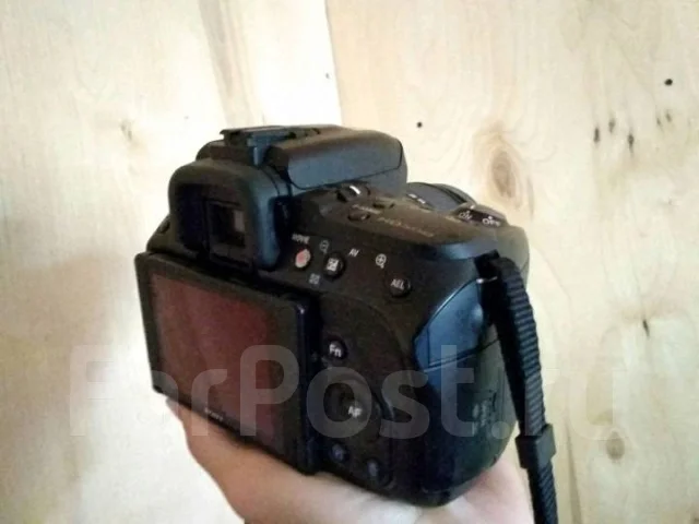 Sony Alpha DSLR-A580 Kit ����