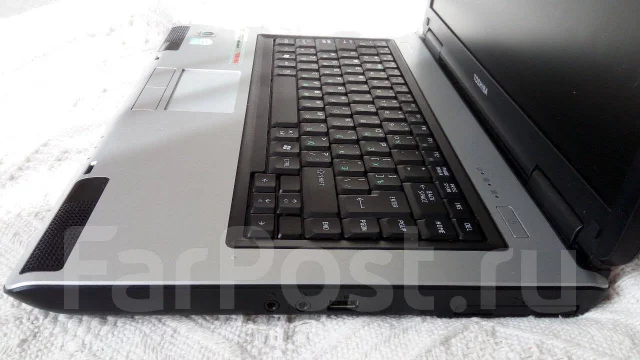 Toshiba Satellite L40. 15.4", 1,9����, ��� 2048 ��, ���� 256���, WiFi: 1, Bluetooth: 1, ����������� �� 5��. ����