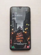 Samsung Galaxy A40. �����, ������, 4G LTE ����
