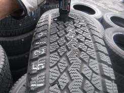 Yokohama Geolandar I/T, T 215/80 R15 во Владивостоке Yokohama Geolandar I/T. Зимние, без шипов, 2000 год, 10 %. Под заказ