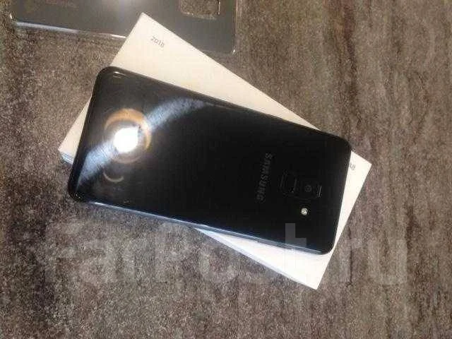 Samsung Galaxy A8 2018. �/�, ������, 4G LTE, Dual-SIM, ����������, NFC ����