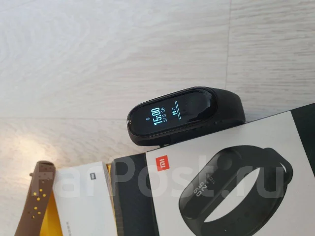 Xiaomi Mi Band 3. IP68 ����