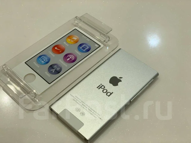 Apple iPod nano 7. ����