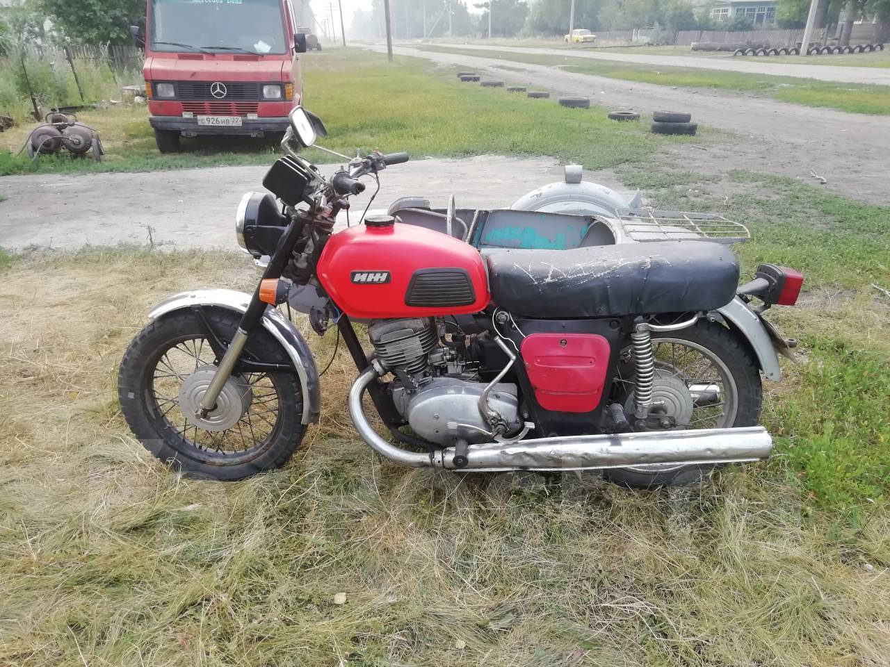 Иж кубов. ИЖ Планета 350 кубов. Мотоцикл Планета 350 кубов. ИЖ Планета 1000 кубов. Ж Планета 4.