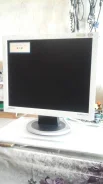 Samsung. 17", ���������� �� (LCD)
