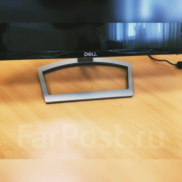Dell. 24" ����