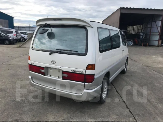 Toyota Granvia. KCH16001355, 1KZTE ����