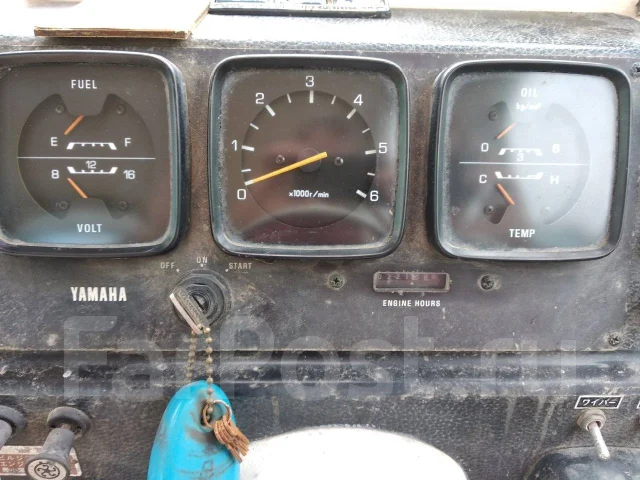 Yamaha STR. 1994 ���, ����� 7��., ��������� ������������, 100��.�., ������ ����