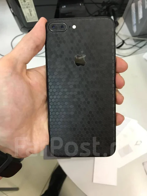 Apple iPhone 8 Plus. �/�, ������, 3G, 4G LTE, ����������, NFC ����
