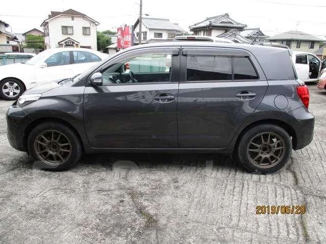 Toyota ist. �������, ��������, 1.5, ������, ��� ���. ��� ����� �� ������������ ����