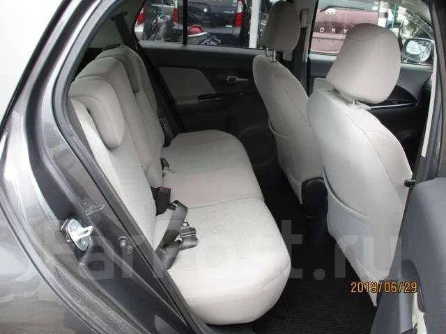 Toyota ist. �������, ��������, 1.5, ������, ��� ���. ��� ����� �� ������������ ����