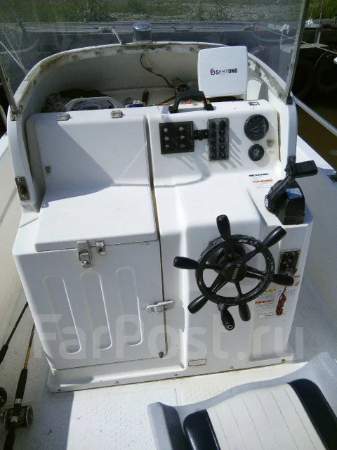 Tohatsu. 1996 ���, ����� 6,2��., ��������� ���������, 70��.�., ������ ����