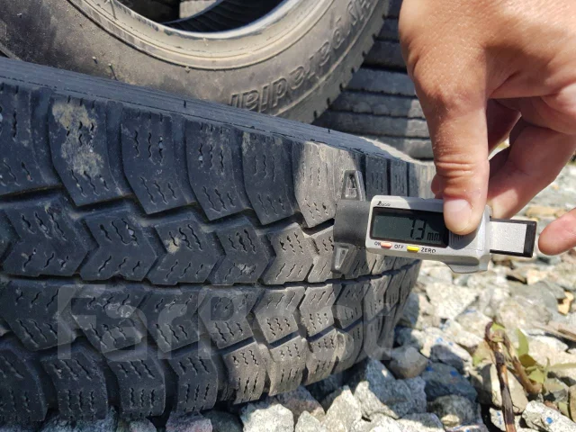 Toyo M912. ������, 2004 ���, �/�, ����� 30 % ����