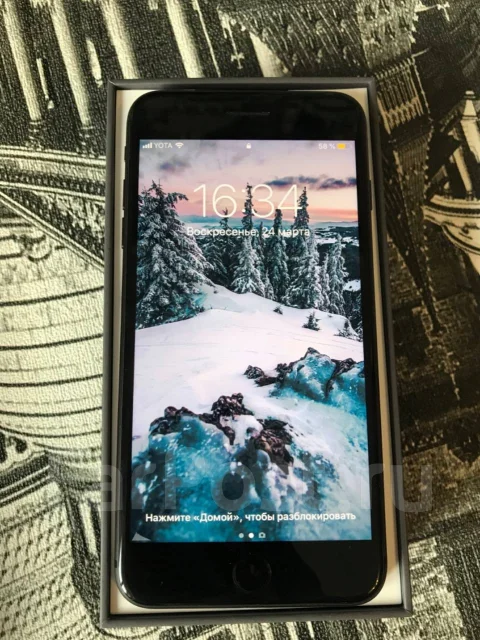 Apple iPhone 8 Plus. �/�, ������, 3G, 4G LTE, Dual-SIM, ����������, ���������, NFC ����