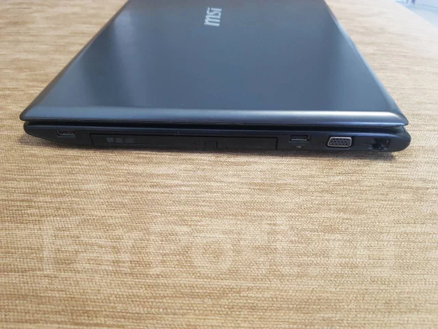 MSI CX70. 17.3", 2,5����, ��� 16 ��, ���� 250���, WiFi: 1, Bluetooth: 1, ����������� �� 3��. ����