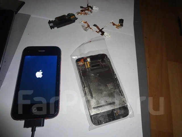 Apple iPhone 3GS. �/� ����